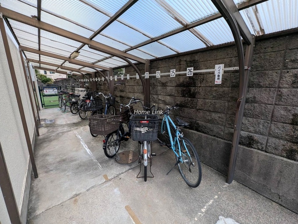 集成パーソナルハイツ志村　駐輪場